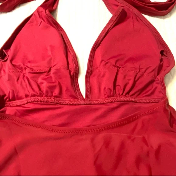 CUPSHE Deep V-Neck One-Piece Swimsuit - Picture 7 of 11